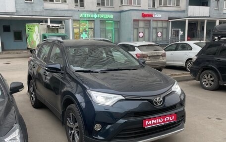 Toyota RAV4, 2019 год, 2 700 000 рублей, 1 фотография