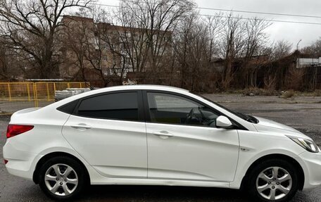 Hyundai Solaris II рестайлинг, 2012 год, 1 120 000 рублей, 9 фотография