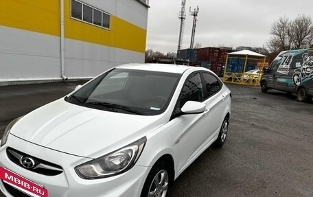 Hyundai Solaris II рестайлинг, 2012 год, 1 120 000 рублей, 10 фотография