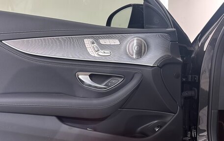 Mercedes-Benz E-Класс, 2022 год, 3 300 003 рублей, 14 фотография