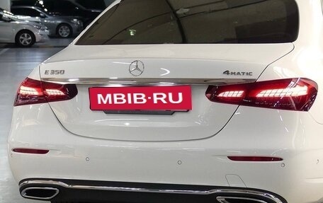 Mercedes-Benz E-Класс, 2021 год, 3 179 000 рублей, 4 фотография