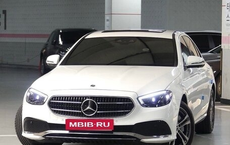 Mercedes-Benz E-Класс, 2021 год, 3 179 000 рублей, 2 фотография