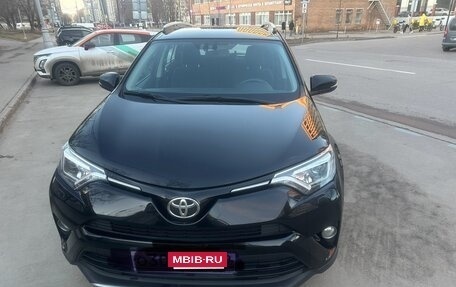 Toyota RAV4, 2019 год, 2 550 000 рублей, 2 фотография