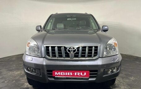 Toyota Land Cruiser Prado 120 рестайлинг, 2007 год, 2 100 000 рублей, 2 фотография