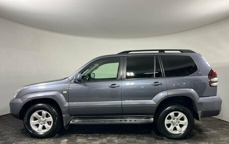 Toyota Land Cruiser Prado 120 рестайлинг, 2007 год, 2 100 000 рублей, 8 фотография