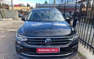 Volkswagen Tiguan II, 2021 год, 3 150 000 рублей, 1 фотография