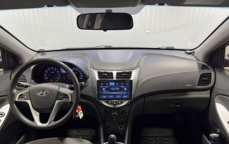 Hyundai Solaris II рестайлинг, 2013 год, 755 000 рублей, 20 фотография