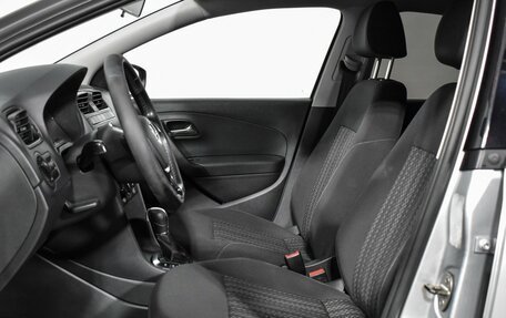 Volkswagen Polo VI (EU Market), 2016 год, 950 000 рублей, 10 фотография