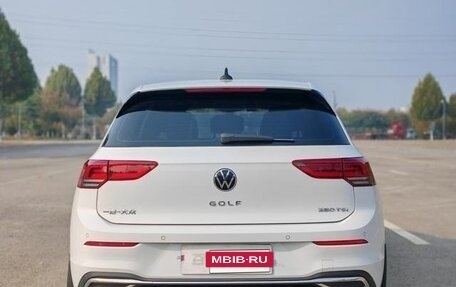 Volkswagen Golf VIII, 2021 год, 1 410 000 рублей, 4 фотография
