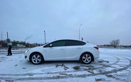 Opel Astra J, 2014 год, 820 000 рублей, 4 фотография