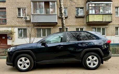 Toyota RAV4, 2019 год, 2 950 000 рублей, 3 фотография