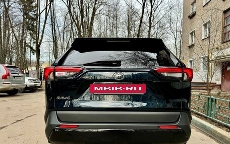 Toyota RAV4, 2019 год, 2 950 000 рублей, 26 фотография