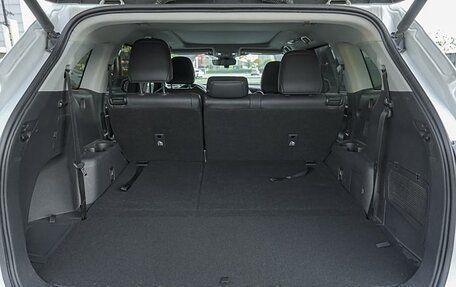 Toyota Highlander, 2022 год, 3 800 000 рублей, 23 фотография