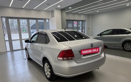 Volkswagen Polo VI (EU Market), 2011 год, 740 000 рублей, 6 фотография