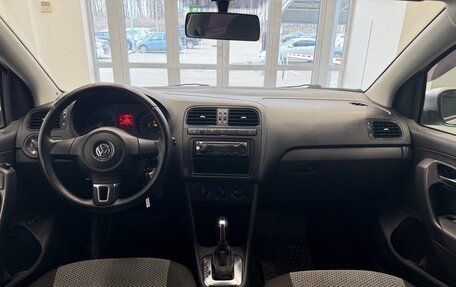 Volkswagen Polo VI (EU Market), 2011 год, 740 000 рублей, 16 фотография