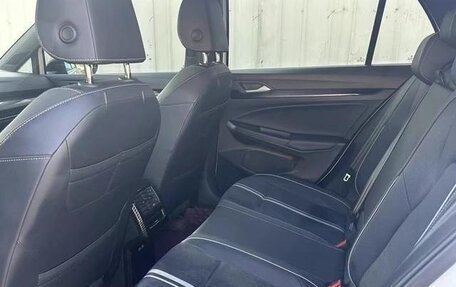 Volkswagen Golf VIII, 2022 год, 1 590 000 рублей, 8 фотография