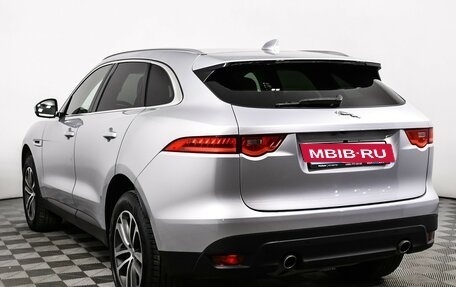 Jaguar F-Pace, 2017 год, 3 790 000 рублей, 7 фотография