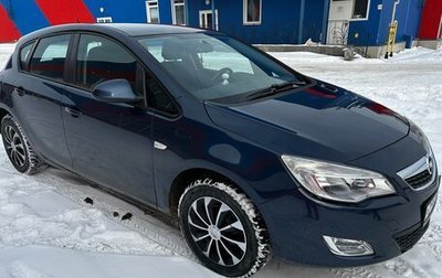 Opel Astra J, 2012 год, 810 000 рублей, 1 фотография