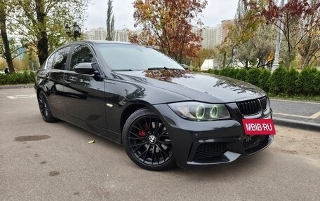 BMW 3 серия, 2007 год, 1 070 000 рублей, 14 фотография