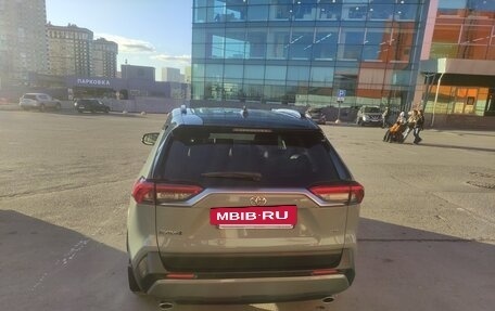 Toyota RAV4, 2020 год, 3 750 000 рублей, 6 фотография