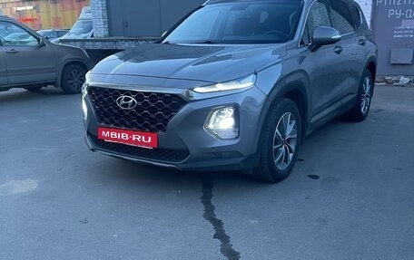 Hyundai Santa Fe IV, 2019 год, 3 600 000 рублей, 2 фотография