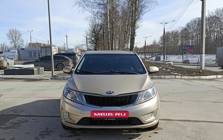 KIA Rio III рестайлинг, 2014 год, 890 000 рублей, 2 фотография