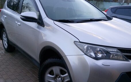 Toyota RAV4, 2013 год, 1 700 000 рублей, 2 фотография