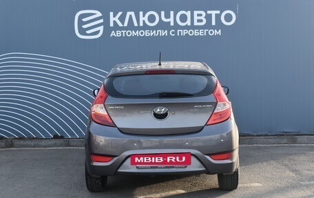 Hyundai Solaris II рестайлинг, 2011 год, 690 000 рублей, 4 фотография