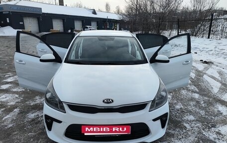 KIA Rio IV, 2017 год, 1 200 000 рублей, 7 фотография