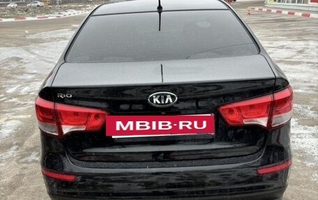 KIA Rio III рестайлинг, 2015 год, 1 050 000 рублей, 10 фотография