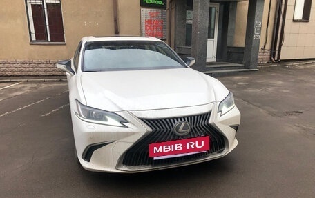 Lexus ES VII, 2019 год, 4 500 000 рублей, 2 фотография