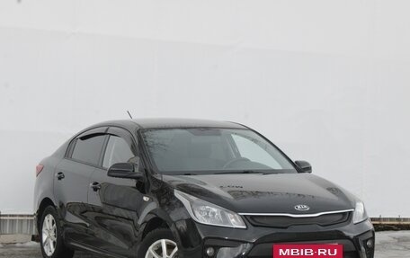 KIA Rio IV, 2019 год, 1 300 000 рублей, 3 фотография