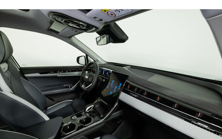 Geely Atlas, 2024 год, 3 717 190 рублей, 24 фотография