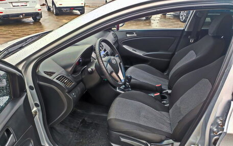 Hyundai Solaris II рестайлинг, 2015 год, 765 000 рублей, 11 фотография