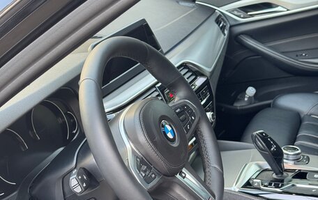 BMW 5 серия, 2017 год, 2 900 000 рублей, 26 фотография