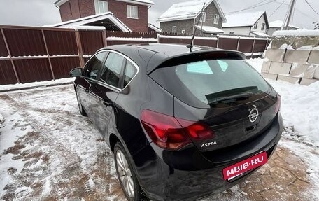 Opel Astra J, 2011 год, 715 000 рублей, 5 фотография