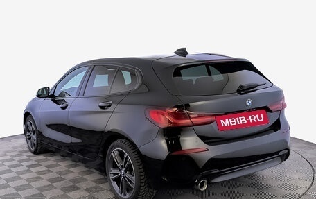 BMW 1 серия, 2019 год, 2 190 000 рублей, 7 фотография