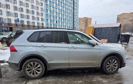 Volkswagen Tiguan II, 2020 год, 2 500 000 рублей, 1 фотография