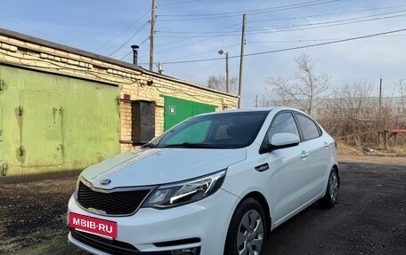 KIA Rio III рестайлинг, 2015 год, 860 000 рублей, 5 фотография