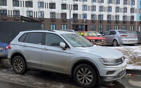 Volkswagen Tiguan II, 2020 год, 2 500 000 рублей, 2 фотография