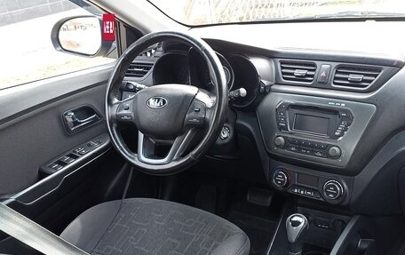 KIA Rio III рестайлинг, 2013 год, 879 000 рублей, 4 фотография