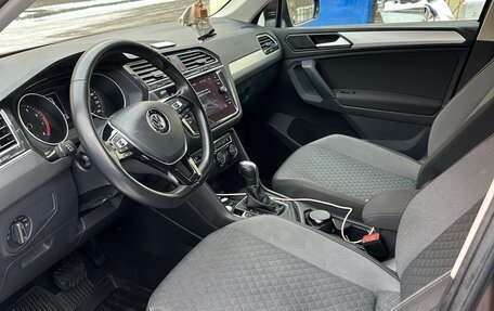 Volkswagen Tiguan II, 2019 год, 2 550 000 рублей, 5 фотография