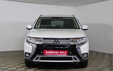 Mitsubishi Outlander III рестайлинг 3, 2020 год, 2 399 990 рублей, 2 фотография