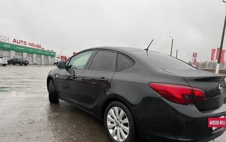 Opel Astra J, 2013 год, 680 000 рублей, 10 фотография