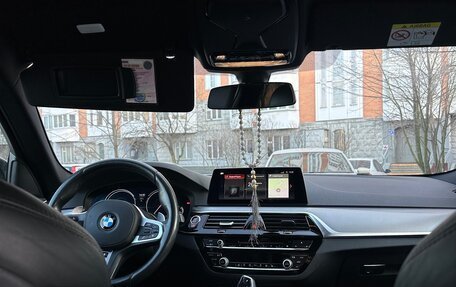 BMW 5 серия, 2019 год, 4 500 000 рублей, 6 фотография