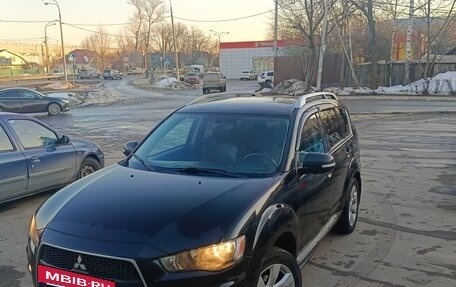 Mitsubishi Outlander III рестайлинг 3, 2010 год, 1 100 000 рублей, 3 фотография