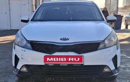 KIA Rio IV, 2021 год, 1 345 000 рублей, 5 фотография