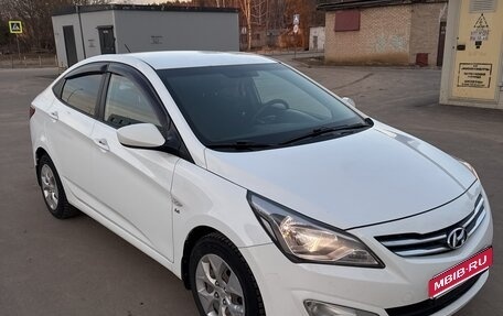 Hyundai Solaris II рестайлинг, 2016 год, 1 380 000 рублей, 1 фотография