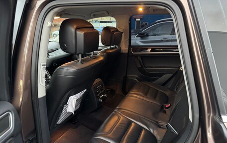 Volkswagen Touareg III, 2012 год, 1 950 000 рублей, 8 фотография