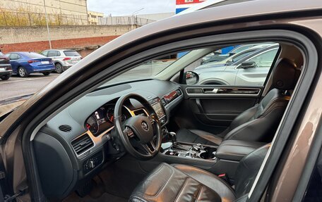 Volkswagen Touareg III, 2012 год, 1 950 000 рублей, 13 фотография